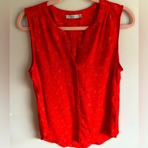 Feminine sleeveless top.lightweight, office, work, dressy, casual layers easily.
